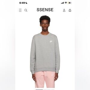 Grey nike crew neck size medium